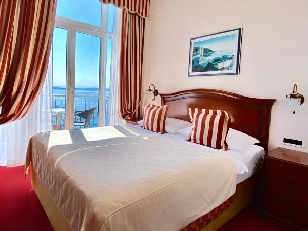 Hotel Savoy : photo 3 de la chambre chambre double avec balcon - vue sur mer