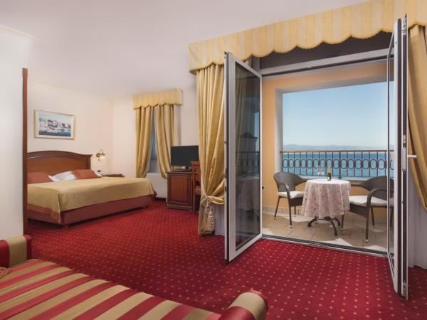 Hotel Savoy : photo 4 de la chambre chambre double supérieure avec balcon - vue sur mer