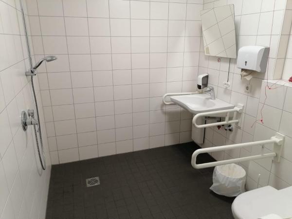 Panorama Hostel : photo 1 de la chambre economy quadruple room with shared bathroom