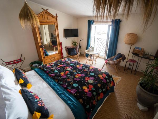 La Belle Amarre-Bed and Breakfast-Maison d'Hôtes : photo 4 de la chambre chambre double