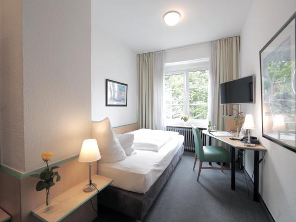 Hotel am Hofgarten : photo 2 de la chambre chambre simple