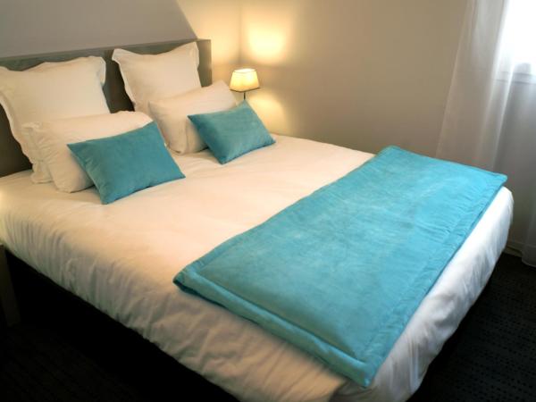 The Originals Boutique, Hôtel La Grange, Niort : photo 2 de la chambre chambre double avec vue sur le jardin 