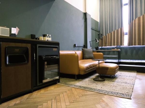 URSIDE Hotel Shanghai The Bund : photo 1 de la chambre deluxe loft with street view