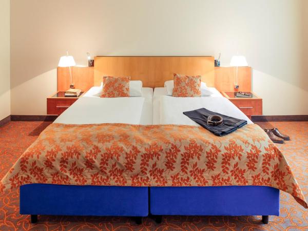 Mercure Hotel & Residenz Berlin Checkpoint Charlie : photo 1 de la chambre grande chambre double 