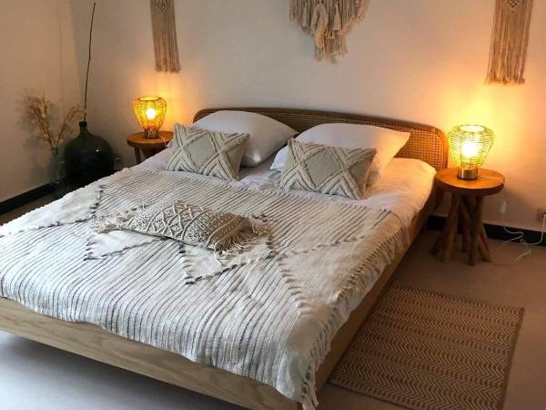 Villa Sylvania : photo 2 de la chambre chambre double - vue sur jardin