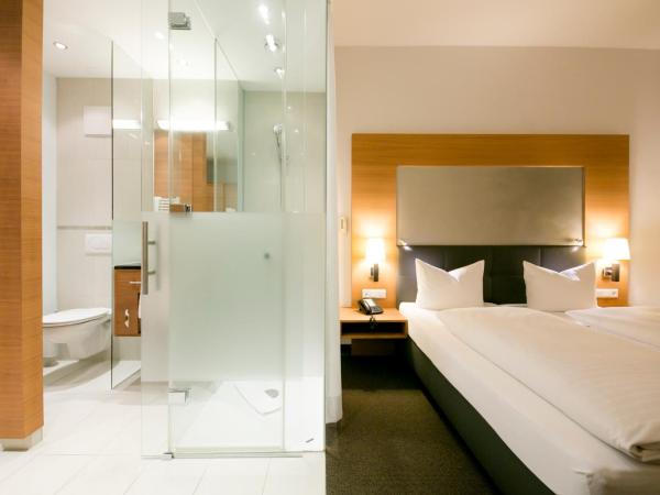Hotel Sailer : photo 5 de la chambre economy business (glass bathroom) room 