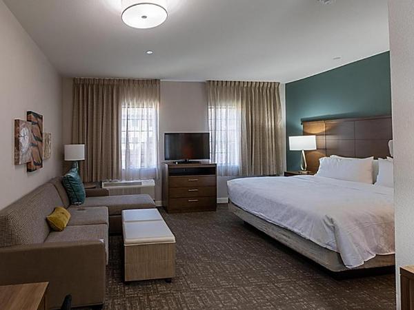 Staybridge Suites - Houston NW Cypress Crossings , an IHG Hotel : photo 6 de la chambre suite 1 chambre lit king-size