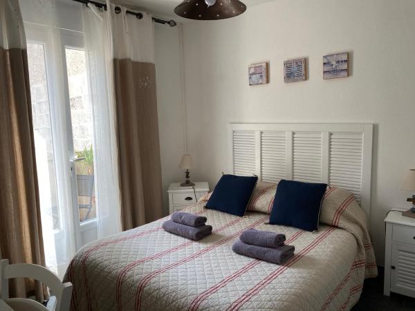 Hôtel Restaurant Le Provençal : photo 4 de la chambre chambre double