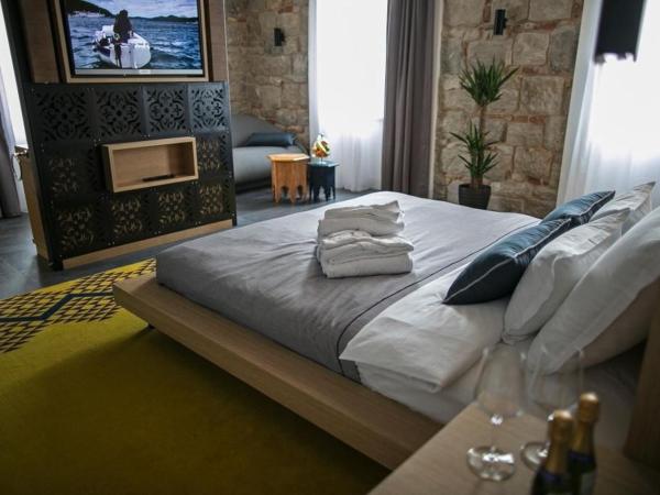 Rooms Lejletul : photo 3 de la chambre chambre double supérieure - vue sur ville