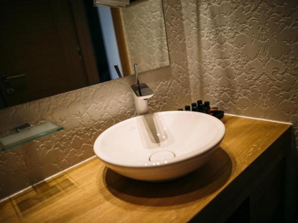 Rooms Lejletul : photo 4 de la chambre chambre double de luxe - vue sur rue