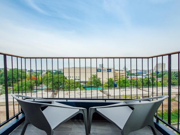 Seamira House Huahin - SHA : photo 10 de la chambre chambre quadruple avec baignoire