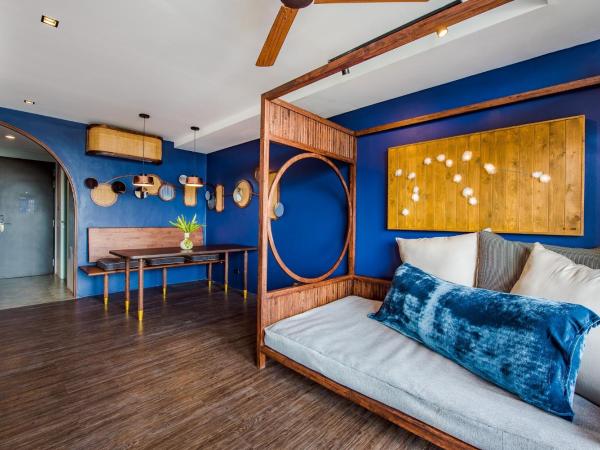 Seamira House Huahin - SHA : photo 9 de la chambre chambre quadruple avec baignoire