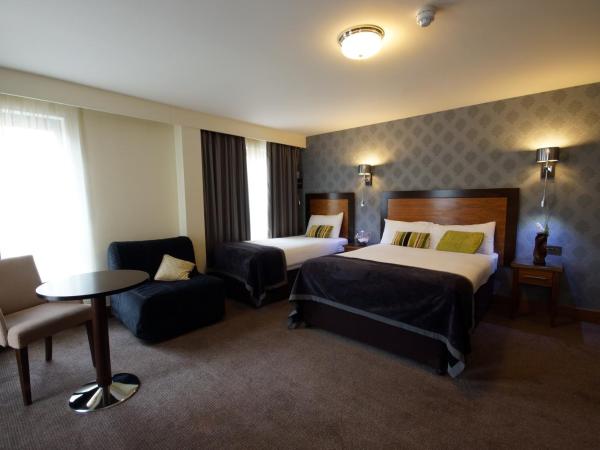 Treacy's Hotel Spa & Leisure Club Waterford : photo 7 de la chambre chambre triple