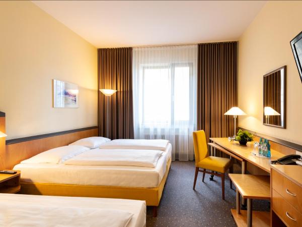 Plaza Hotel & Living Frankfurt : photo 7 de la chambre chambre triple
