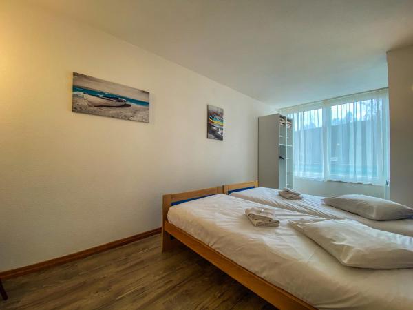 Appart'Hôtel LIDO au bord de l'eau : photo 6 de la chambre appartement 2 chambres - côté forêt 