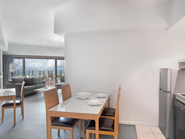 Mantra Pandanas : photo 1 de la chambre one-bedroom apartment with water view - weekly housekeeping