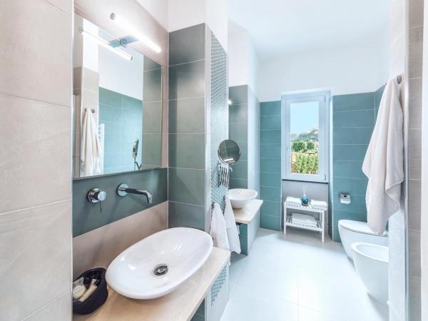 Villa Livia : photo 2 de la chambre chambre double deluxe avec balcon - vue sur mer