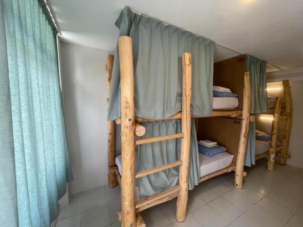 CAMP&HOSTEL Antalya : photo 4 de la chambre lit superposé dans dortoir mixte