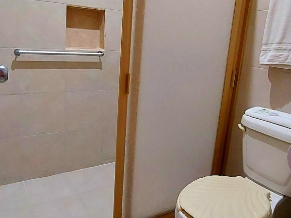 Hotel El Marques : photo 5 de la chambre chambre double supérieure avec deux lits doubles