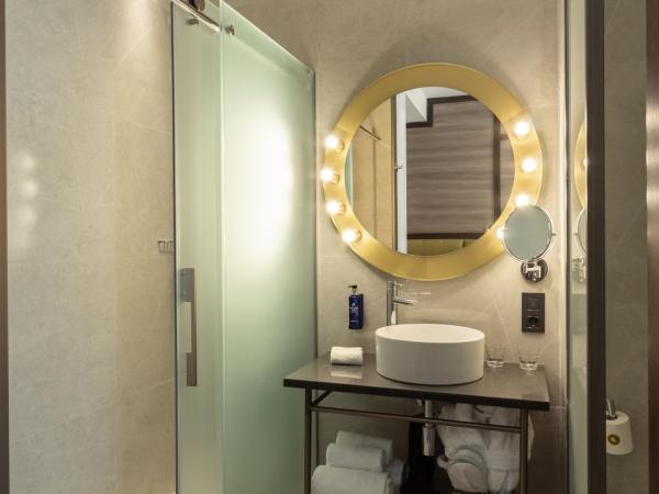 Pestana CR7 Gran Vía Madrid : photo 3 de la chambre chambre supérieure