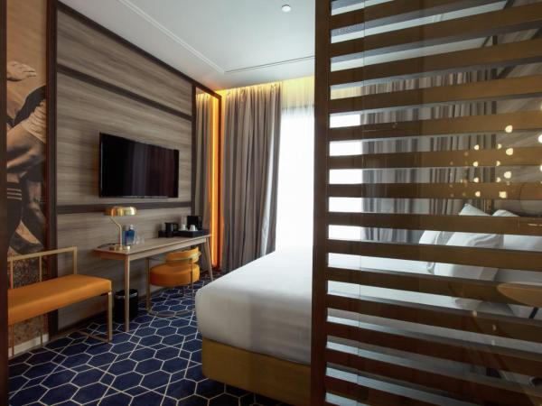 Pestana CR7 Gran Vía Madrid : photo 6 de la chambre chambre premium