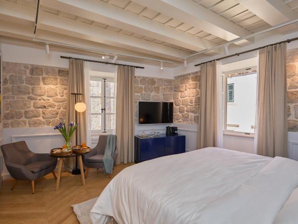 Bota Palace : photo 8 de la chambre chambre lit king-size deluxe