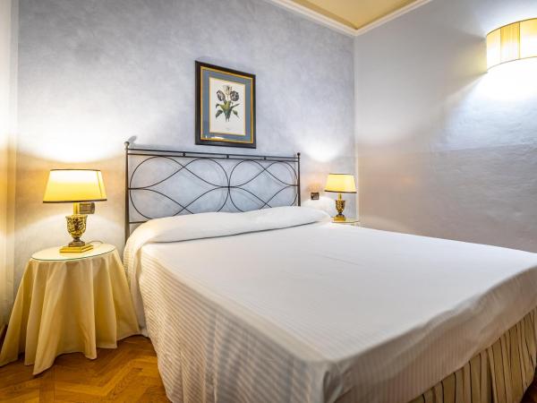 Palazzo Gamba Apartments al Duomo : photo 2 de la chambre appartement 2 chambres - vue sur dôme de cathédrale (2 adultes)