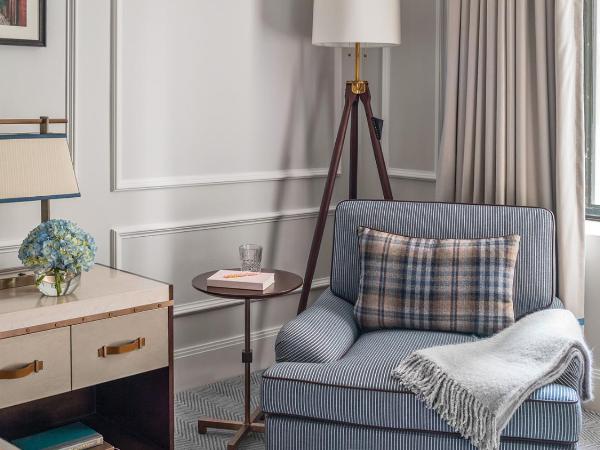 The Langham, Boston : photo 3 de la chambre chambre supérieure lit queen-size