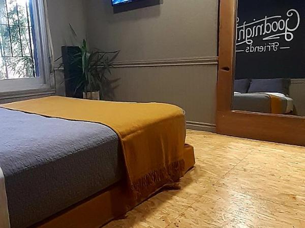 Bucanaan hostel boutique : photo 3 de la chambre chambre double ou lits jumeaux deluxe – vue sur jardin