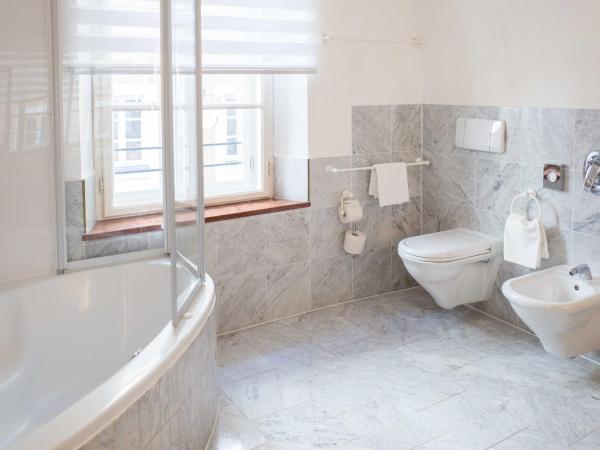 Altstadt Hotel Stadtkrug : photo 7 de la chambre comfort apartment (2 guests 50m2, 3 guests =60m2)