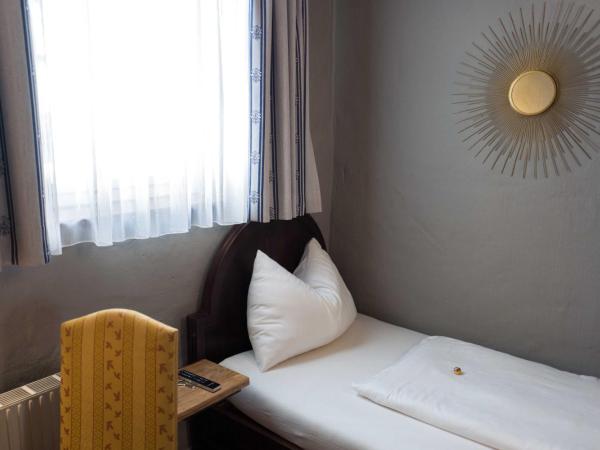 Altstadt Hotel Stadtkrug : photo 1 de la chambre comfort apartment (2 guests 50m2, 3 guests =60m2)