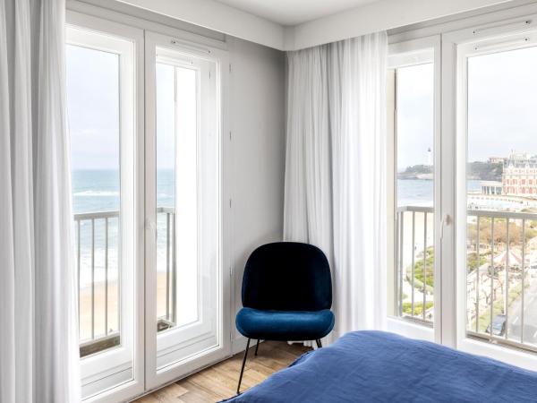 Hôtel Le Windsor Biarritz : photo 2 de la chambre chambre double supérieure - vue sur mer