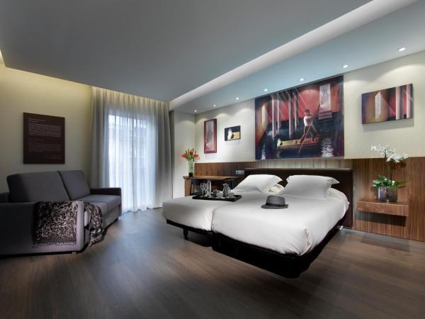 Hotel Abades Recogidas : photo 1 de la chambre chambre lits jumeaux avec lit d'appoint (2 adultes + 1 enfant)