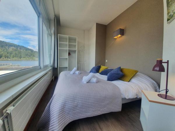 Appart'Hôtel LIDO au bord de l'eau : photo 3 de la chambre appartement confort - vue magique sur lac