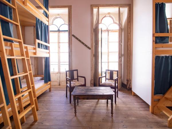 Tilia Hostel : photo 1 de la chambre lit simple dans dortoir mixte de 12 lits