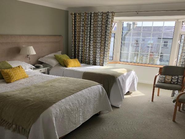 Petra House B&B : photo 4 de la chambre chambre familiale - vue sur lac