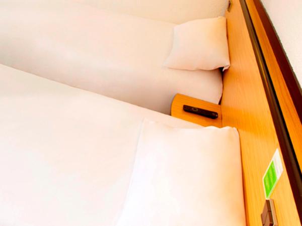 Campanile Calais : photo 2 de la chambre chambre lits jumeaux