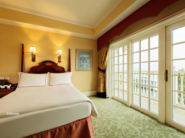 Hong Kong Disneyland Hotel : photo 4 de la chambre chambre avec 2 lits doubles et balcon - vue sur mer 