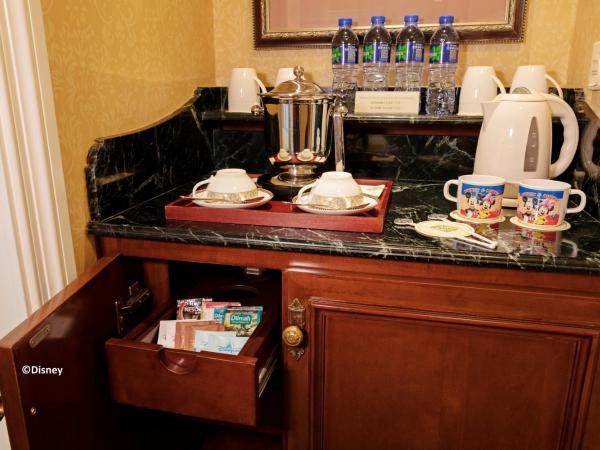 Hong Kong Disneyland Hotel : photo 7 de la chambre chambre standard avec lit king-size ou 2 lits doubles