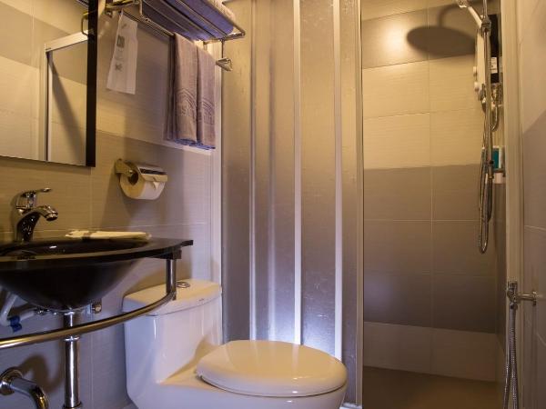 Sunshine Inn Plus : photo 10 de la chambre chambre triple deluxe