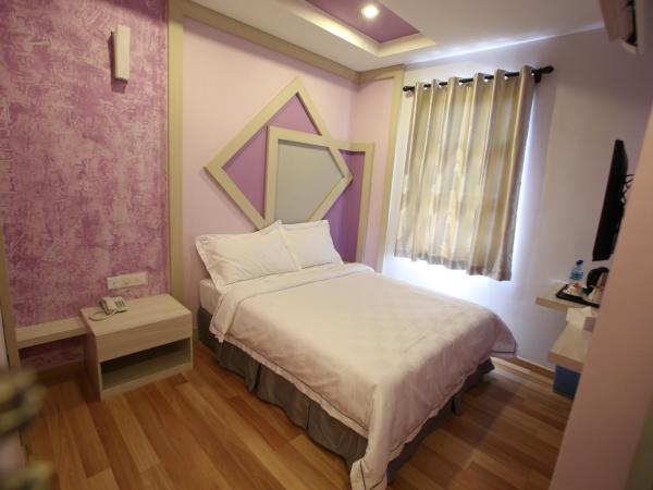 Sunshine Inn Plus : photo 5 de la chambre chambre double deluxe