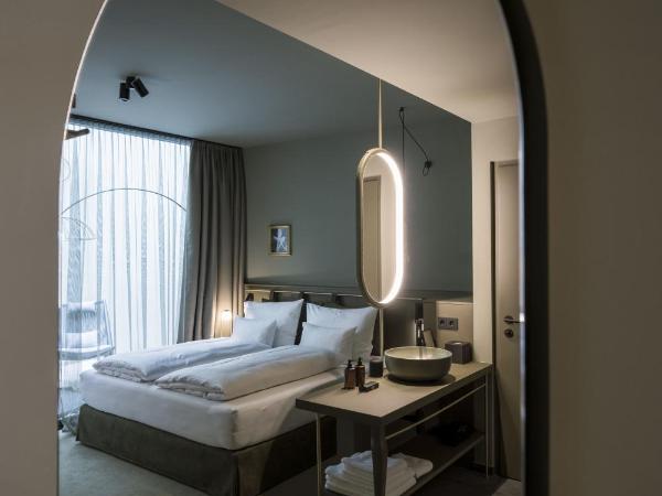 Altstadthotel Weisses Kreuz : photo 1 de la chambre chambre double