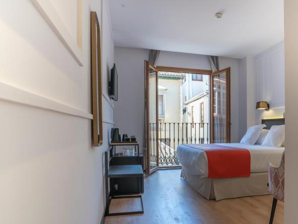 Hotel Boutique Puerta de las Granadas : photo 6 de la chambre hébergement Élégance - vue sur côte de gomérez