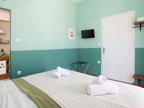 Kalamata Art Rooms : photo 10 de la chambre chambre quadruple premium