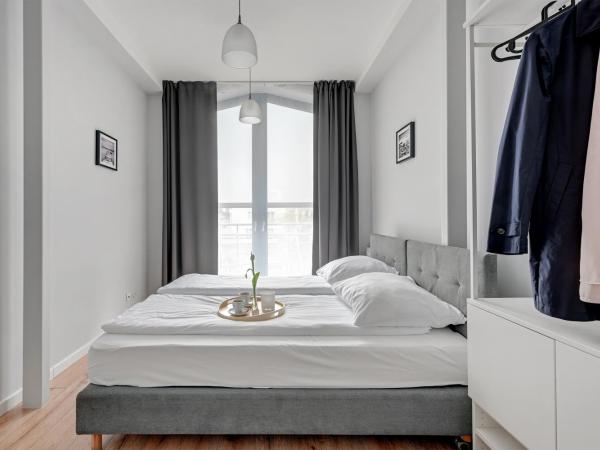 Przystanek Sopot Plaża : photo 3 de la chambre chambre double avec balcon