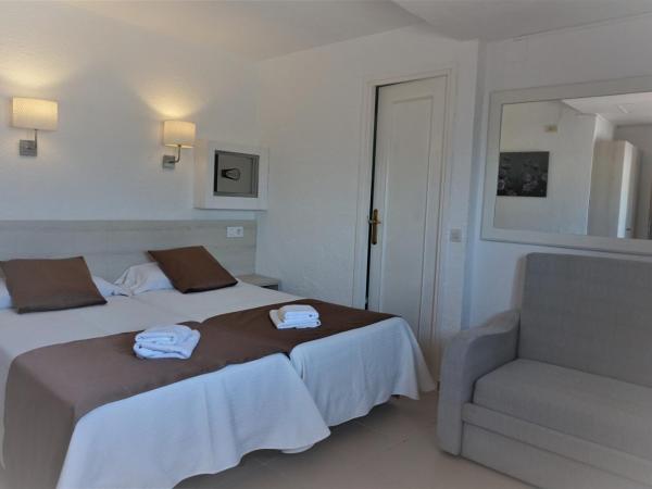 Hotel Hermes : photo 4 de la chambre chambre quadruple