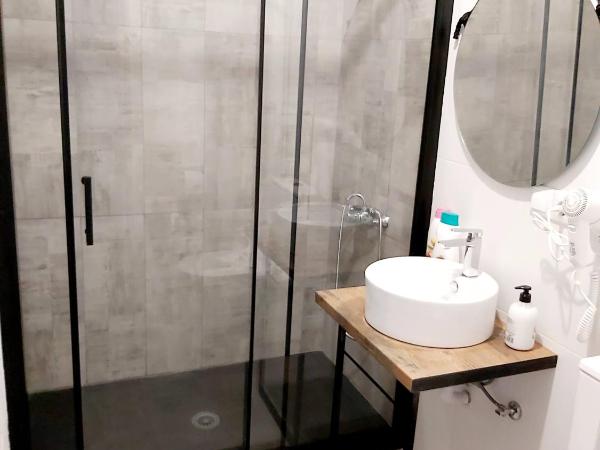 Casa Durán Alicante : photo 3 de la chambre chambre lits jumeaux avec salle de bains privative