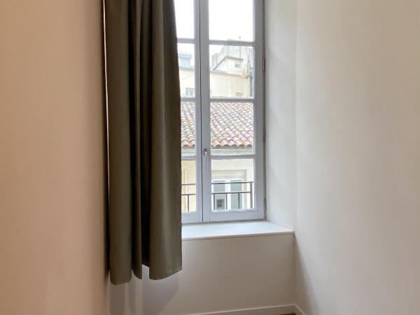 Hostel Vertigo Nîmes Gare Centre : photo 1 de la chambre chambre lits jumeaux