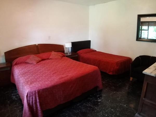 515 St. Patrick Guesthouse Hotel : photo 1 de la chambre chambre triple