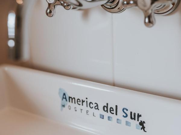 America Del Sur Calafate Hostel : photo 6 de la chambre chambre double - vue sur montagne